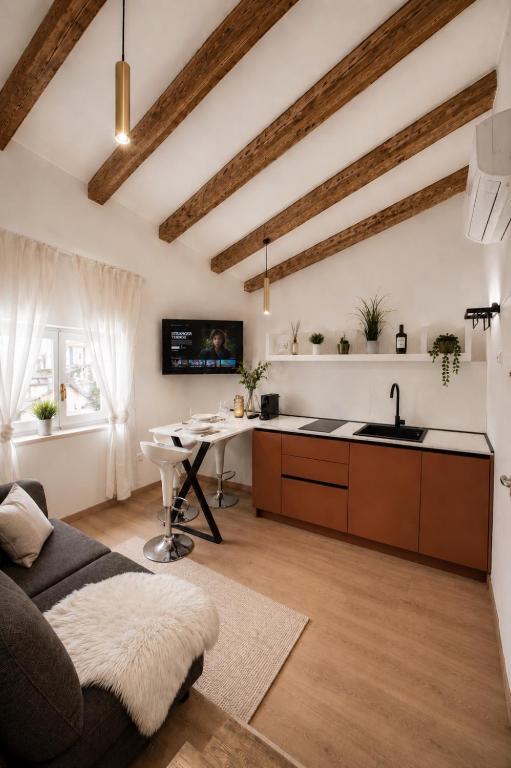 Una Baita nel Centro di Pescara con Parcheggio Privato - Palazzo Carolina - 2
