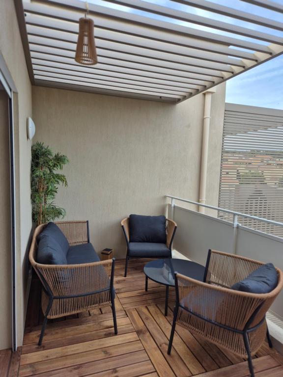 Superbe T2 climatisé avec terrasse vue mer & citadelle - 5