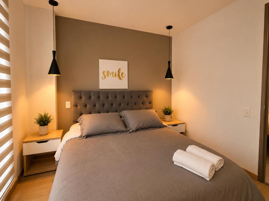 Astoria Apartments - 3