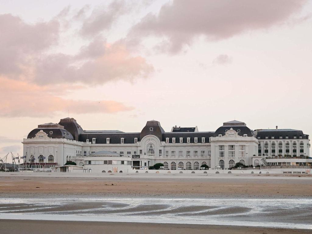Cures Marines Hotel Thalasso & Spa Trouville - MGallery Collection - 1