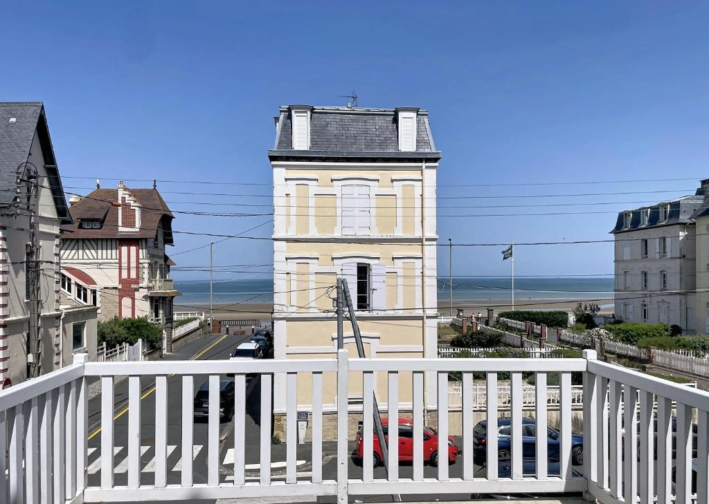 Appartement vue mer avec terrasse ensoleillée - 4