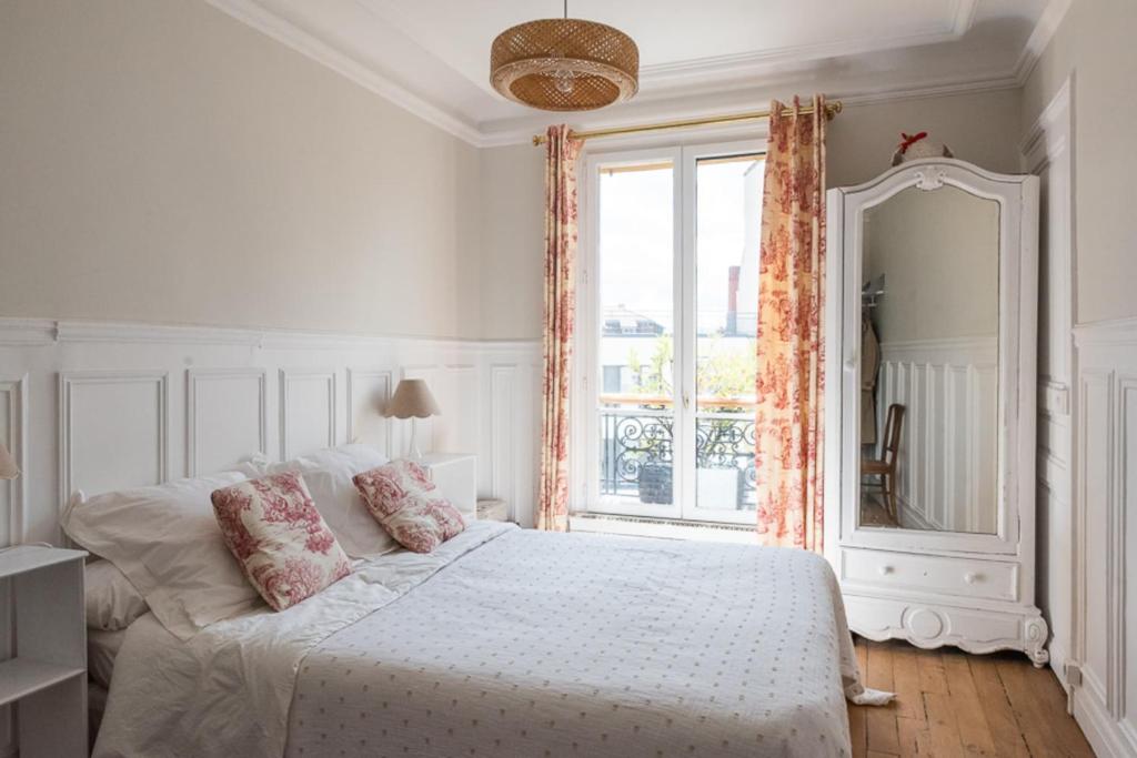 Charming apartment just steps from the Pantheon - 4