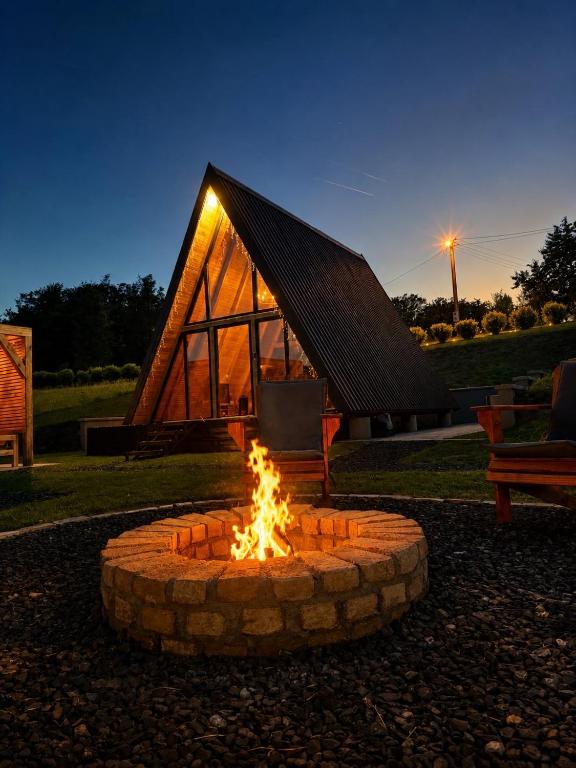 Harmony Cottage - Private Jacuzzi & Nature - 4