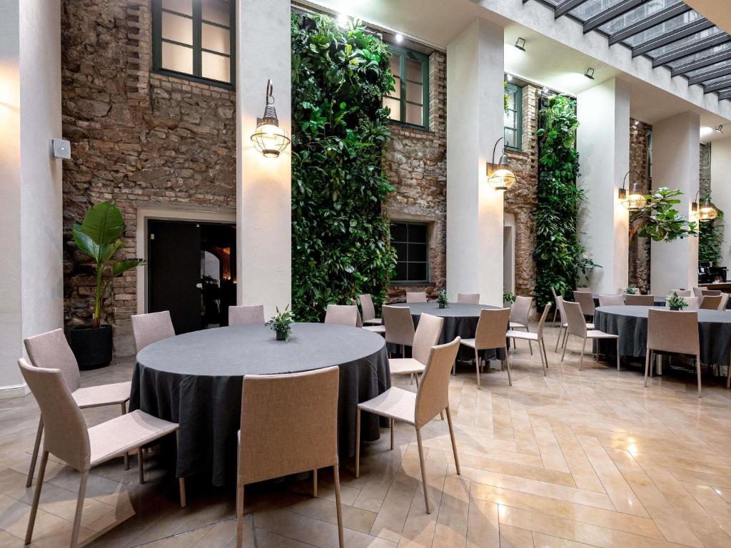 Meeting room / ballrooms