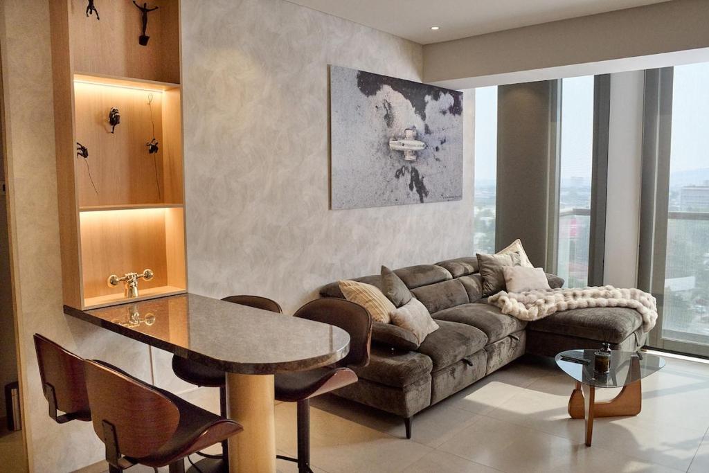 Apartment for 6 people with a pool, gym, coworking space, and parking - 4