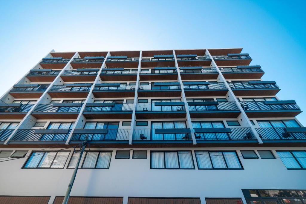 New Apartment with Pool and Gym 1 BR - 3