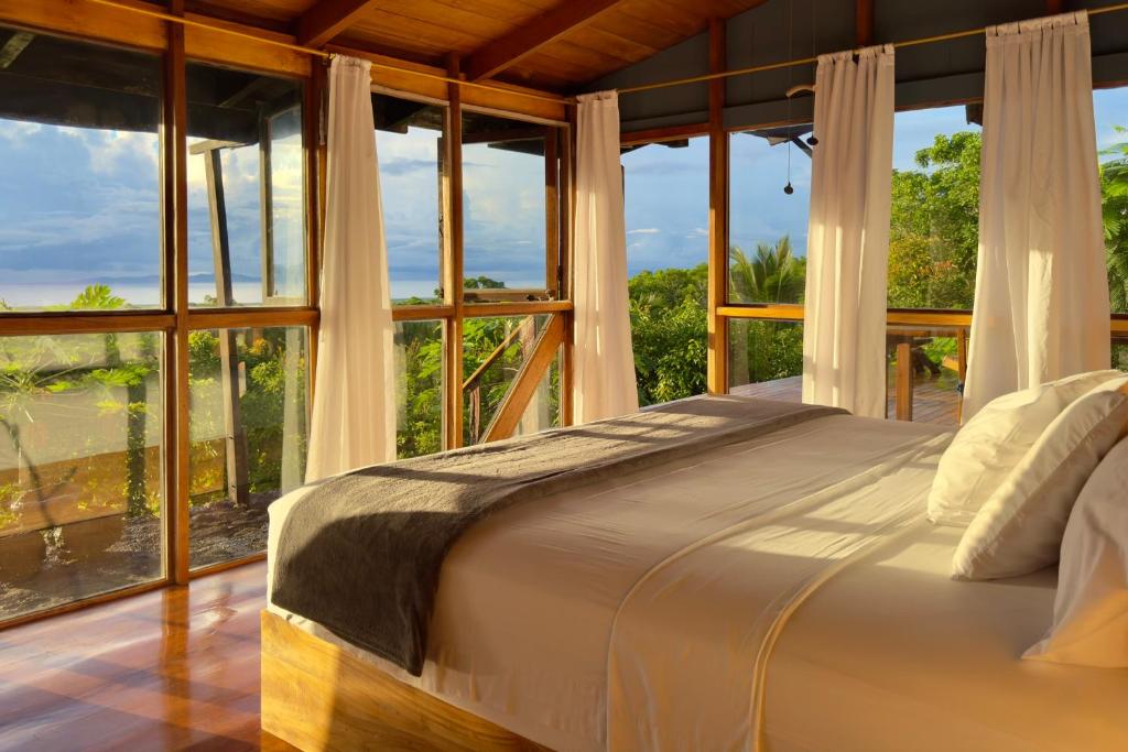 Casa Vikingo - A Unique, Secluded Highland Cabin - 3