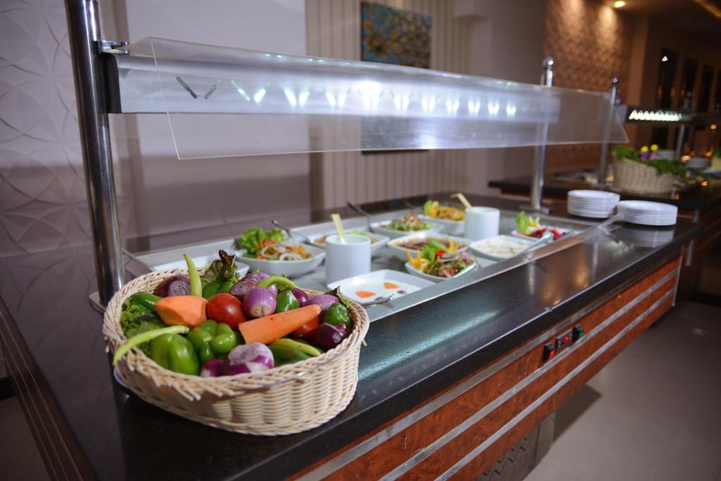 طعام و مشروبات