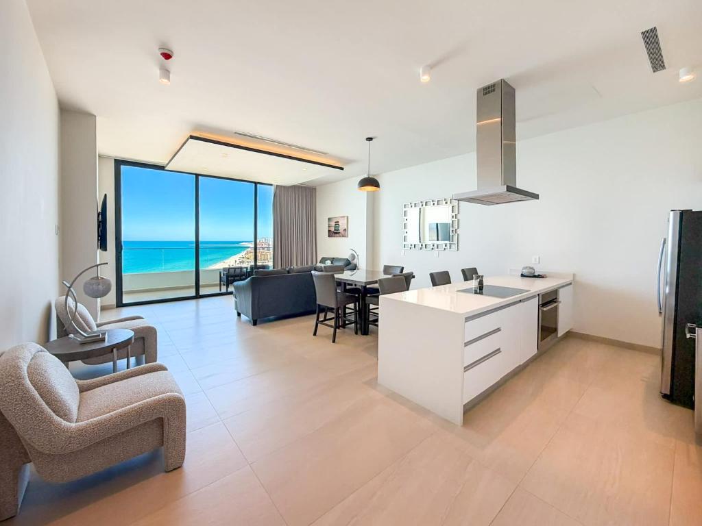Beachfront 1BR High-Floor Panoramic Views - 1