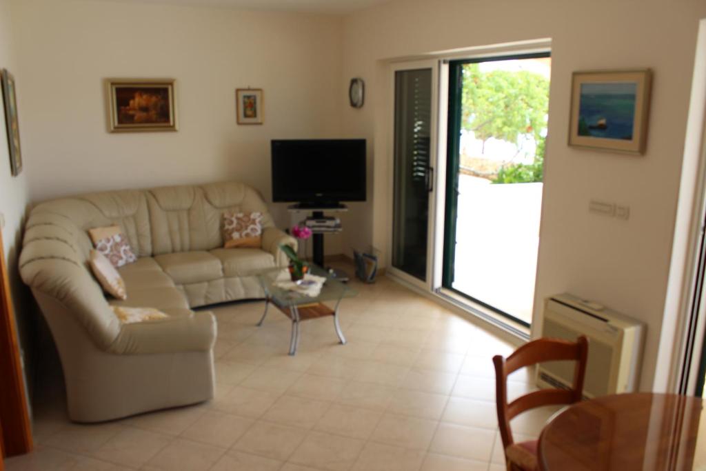 Beach Apartments Rogoznica photo