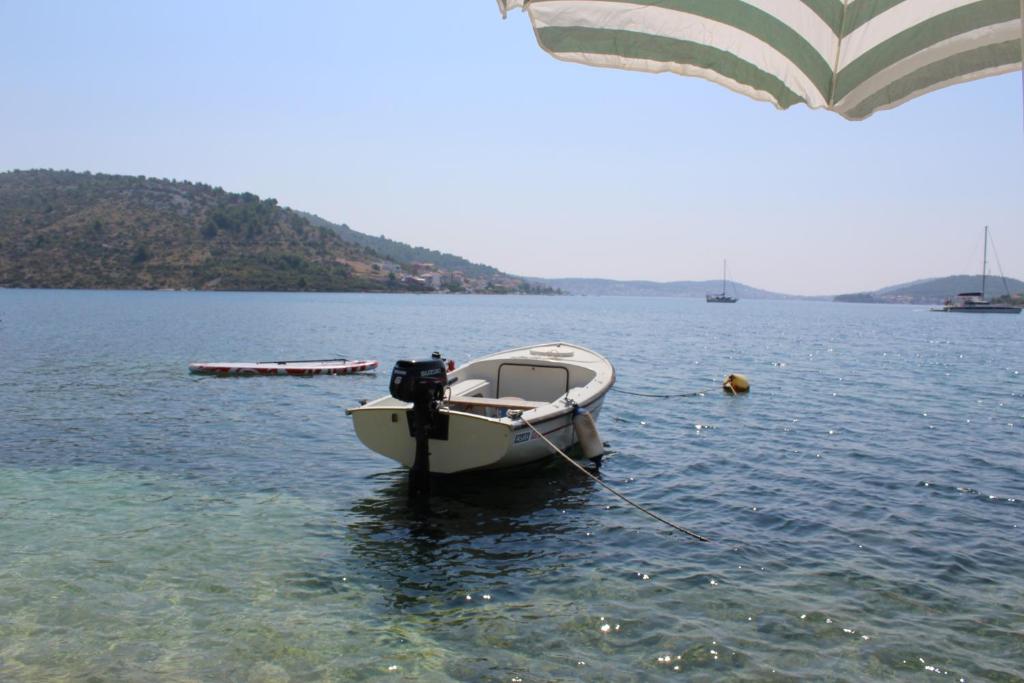 Beach Apartments Rogoznica photo