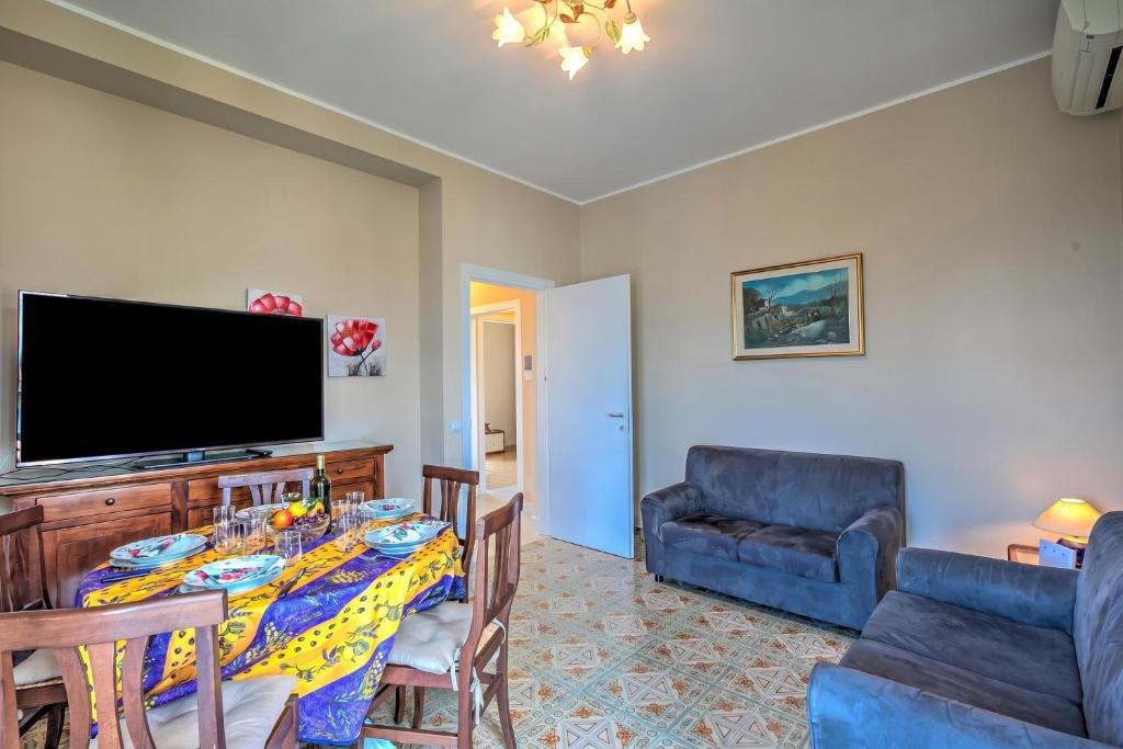 Casa Ferrari - Happy Rentals - 2