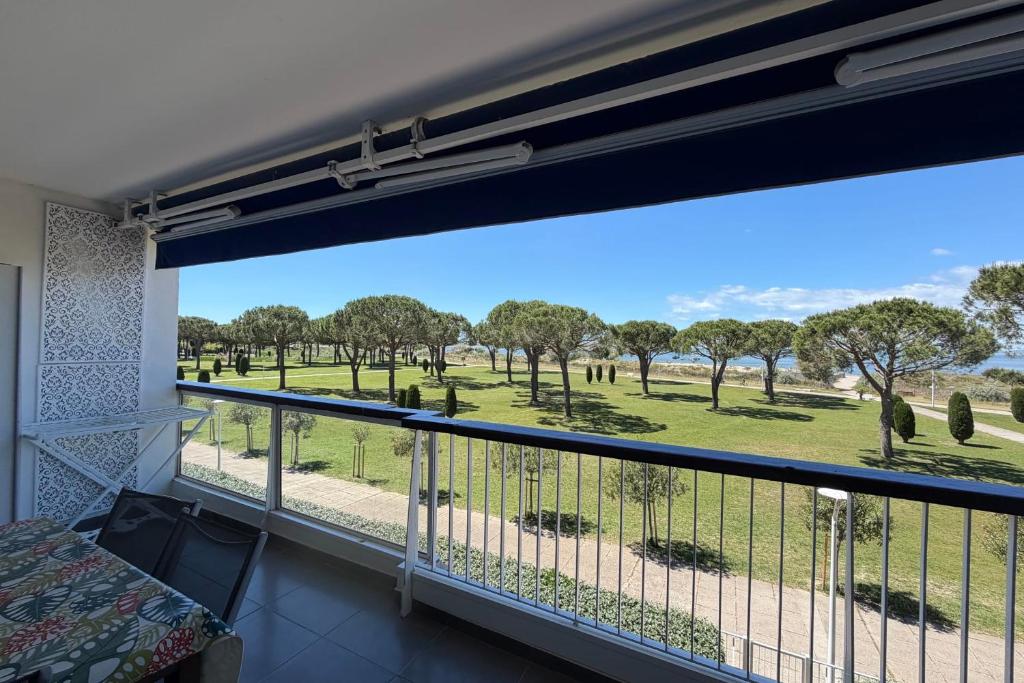 Le Mistral Vue mer & terrasse au cœur du Grau du Roi - 5