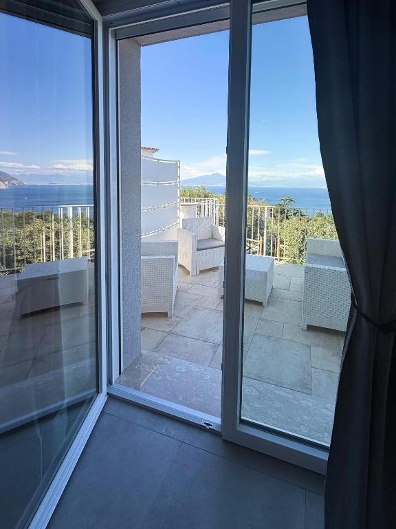 Maison Regina Giovanna - A Window to the Paradise - 3