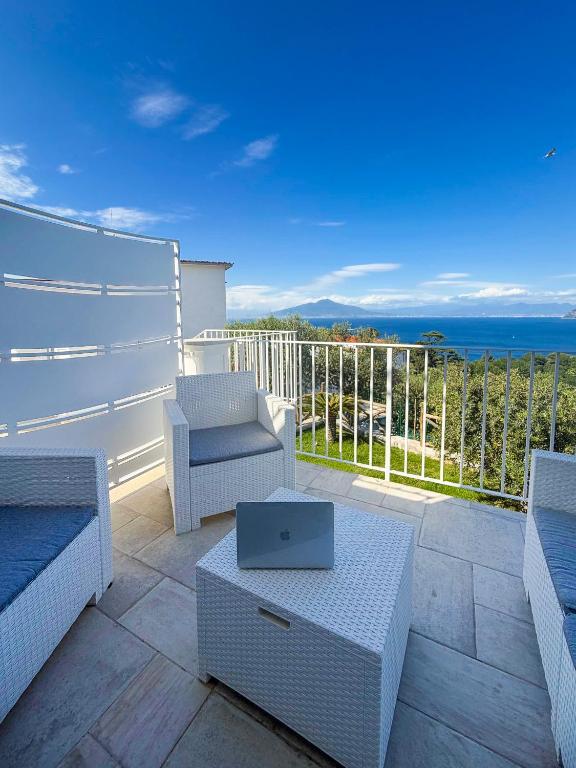 Maison Regina Giovanna - A Window to the Paradise - 4