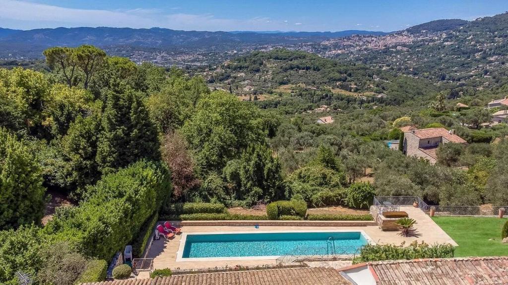 Villa With Panoramic View Near Grasse - 4