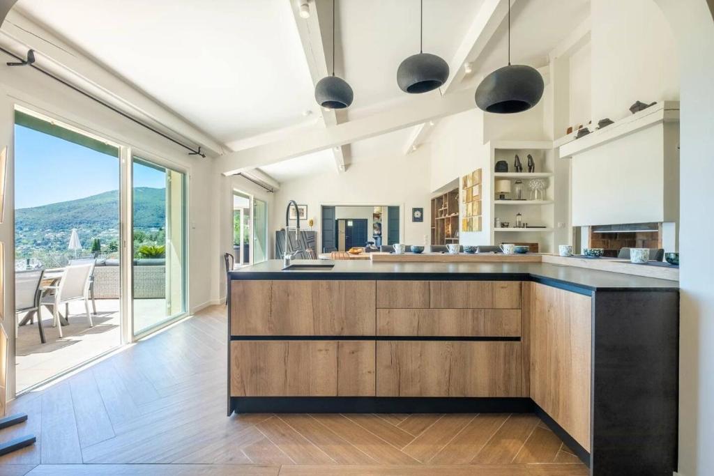 Villa With Panoramic View Near Grasse - 5