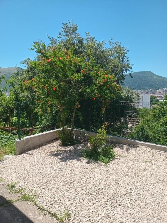 Two Bedroom Apartment in Mostar with Terrace & View - 4