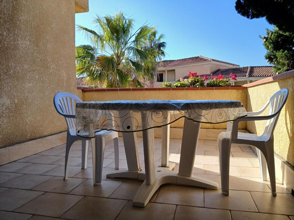 Studio centre de calvi avec terrasse - 2