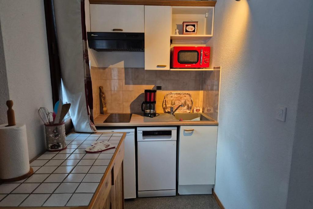 Appartement 4 personnes centre de la station Feclaz - acces piscine été - 5