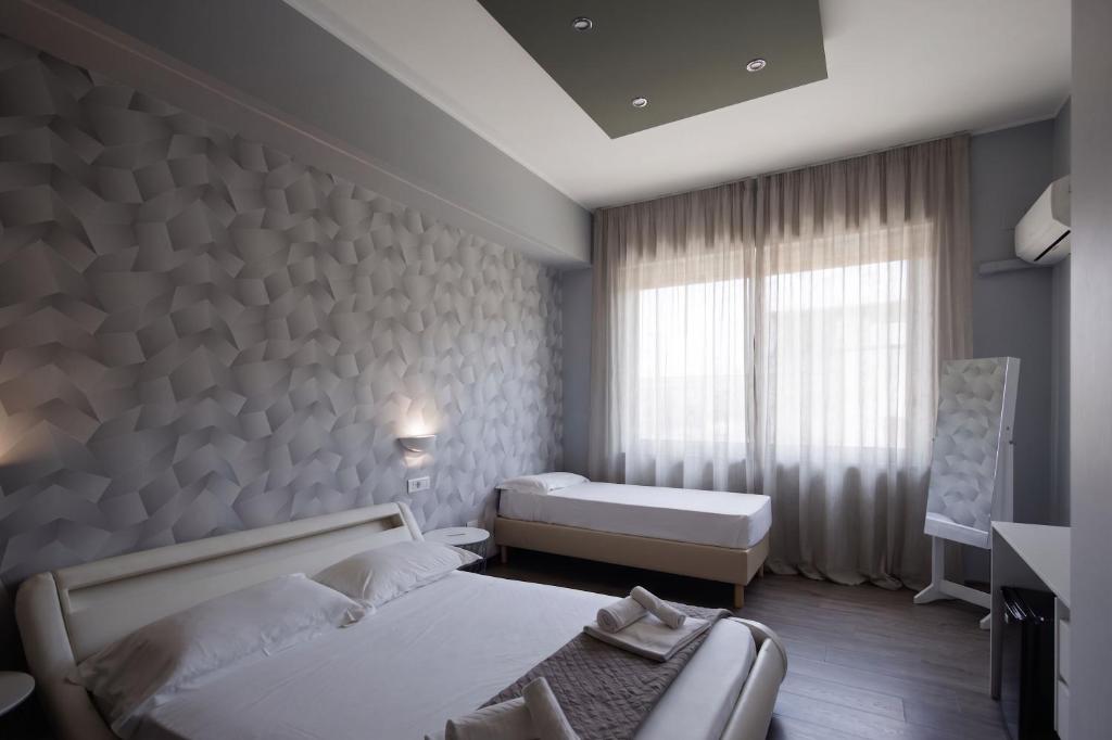 La Palazzata Urban Suites - 2