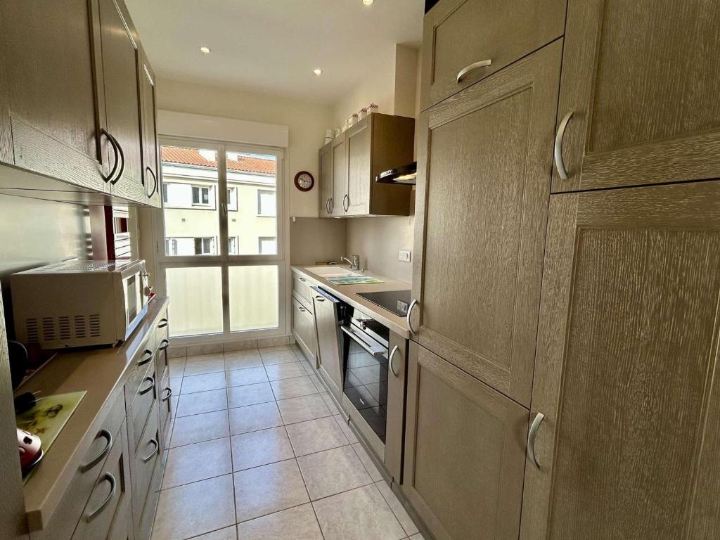Appartement familial en hyper centre de Royan, 6/8 pers, ascenseur - FR-1-494-180 - 2