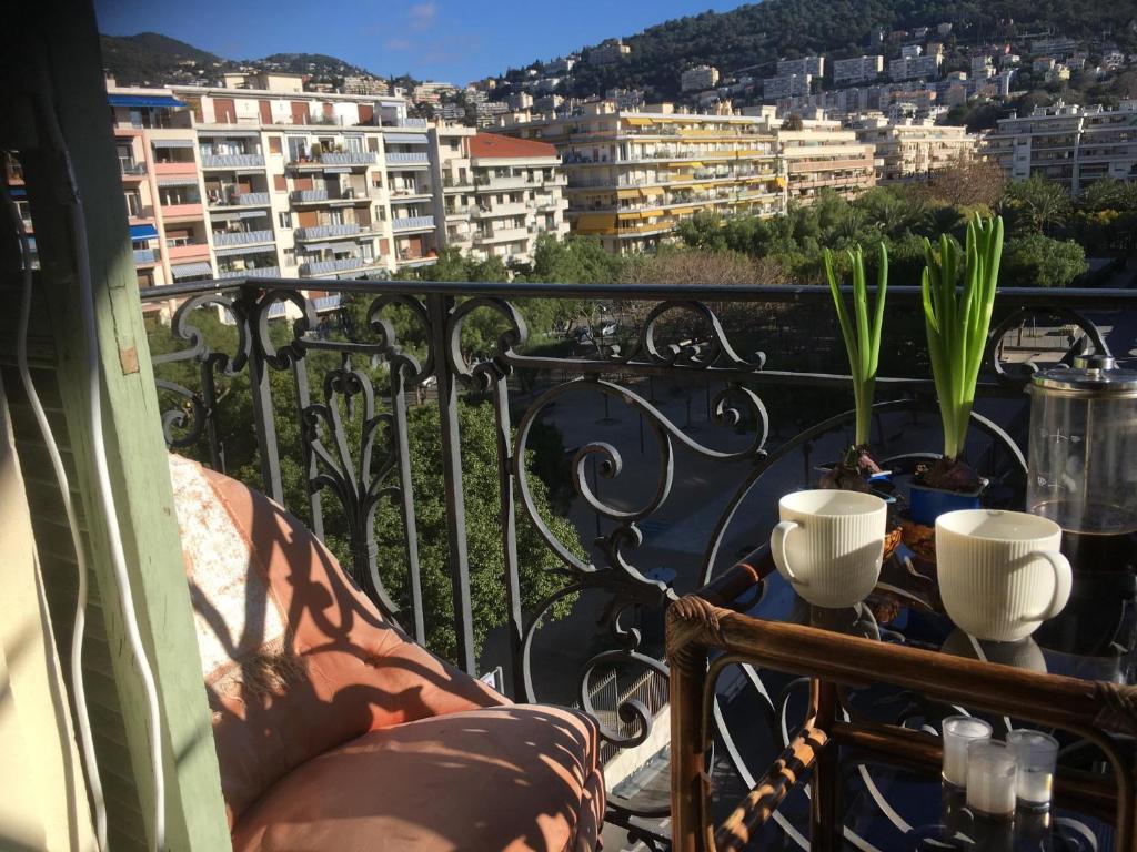 London style apartment in Nice - 4