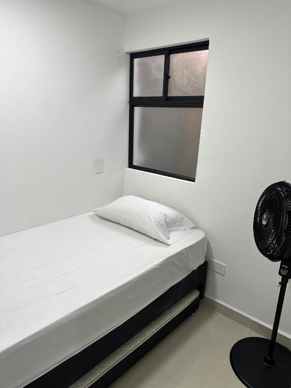Apartamento laureles estadio 201 ED MILA - 5