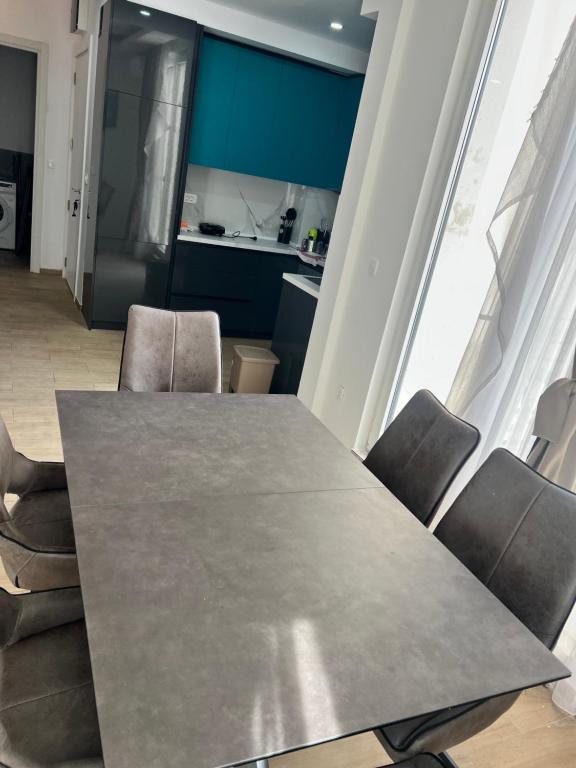 apartment with 2 bedrooms and 2 bathrooms, 90 m2 - 4