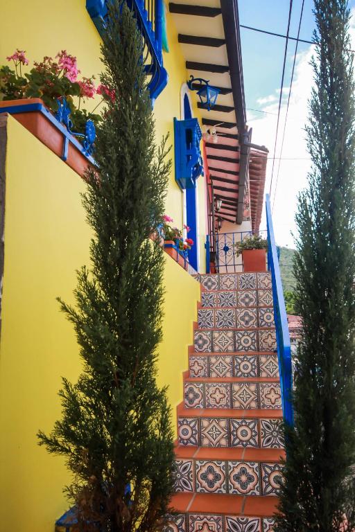 Casa Amarilla - 3