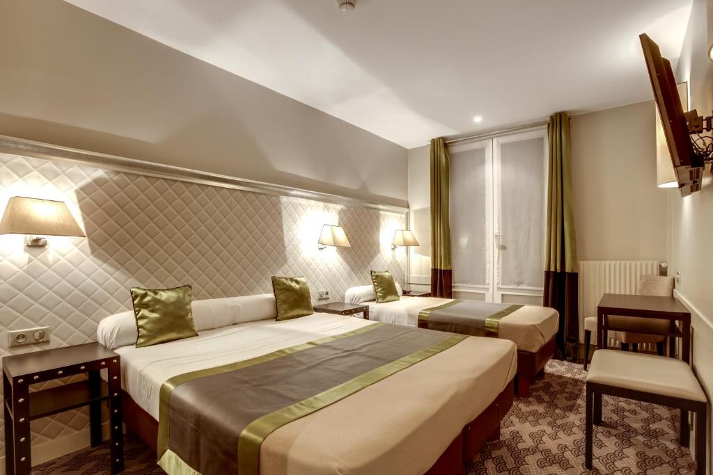 Paris Hotel d'Amiens room
