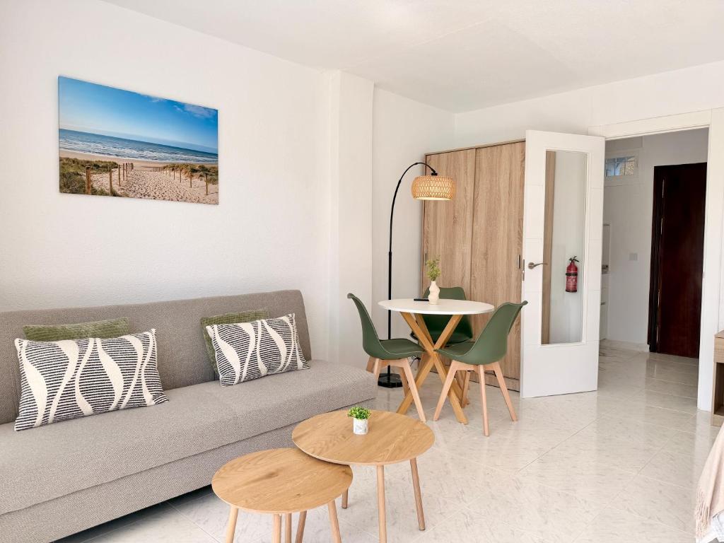Coronado Beach Marbesa EaW Homes - 4