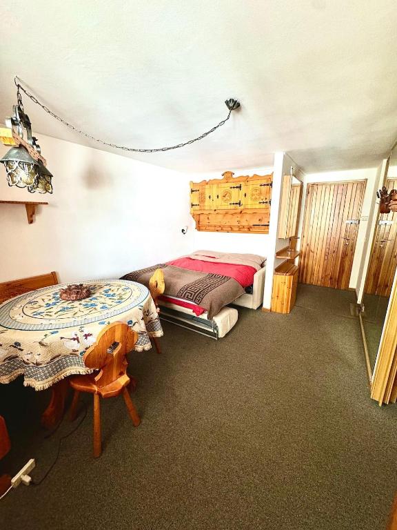 Apartment in Cervinia, 50 meters from the ski slopes and garage - 3