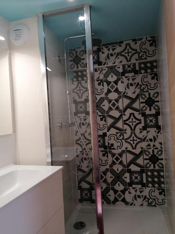 coquette maison avec cour intra muros - 2