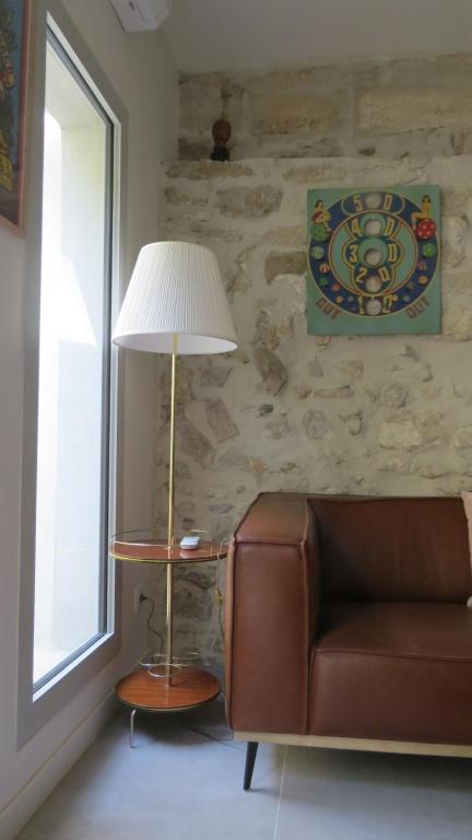 coquette maison avec cour intra muros - 4