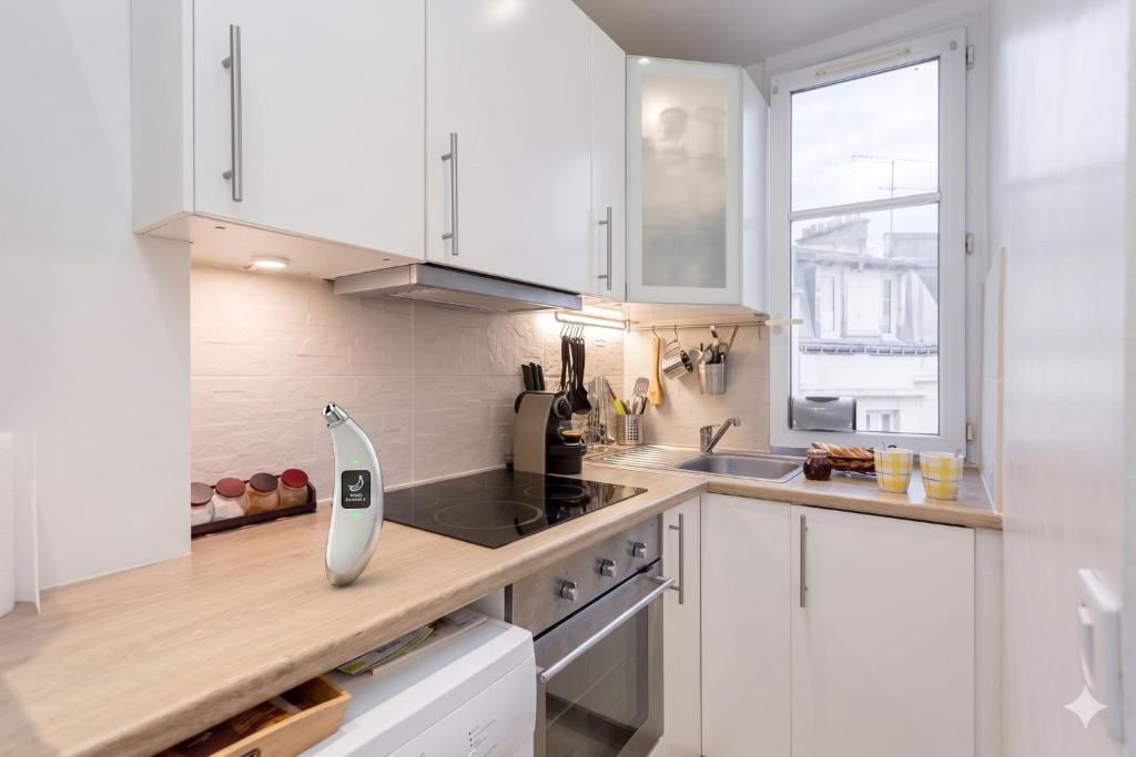 Charming Studio with Eiffel Tower Views in Pariss 15th - 4