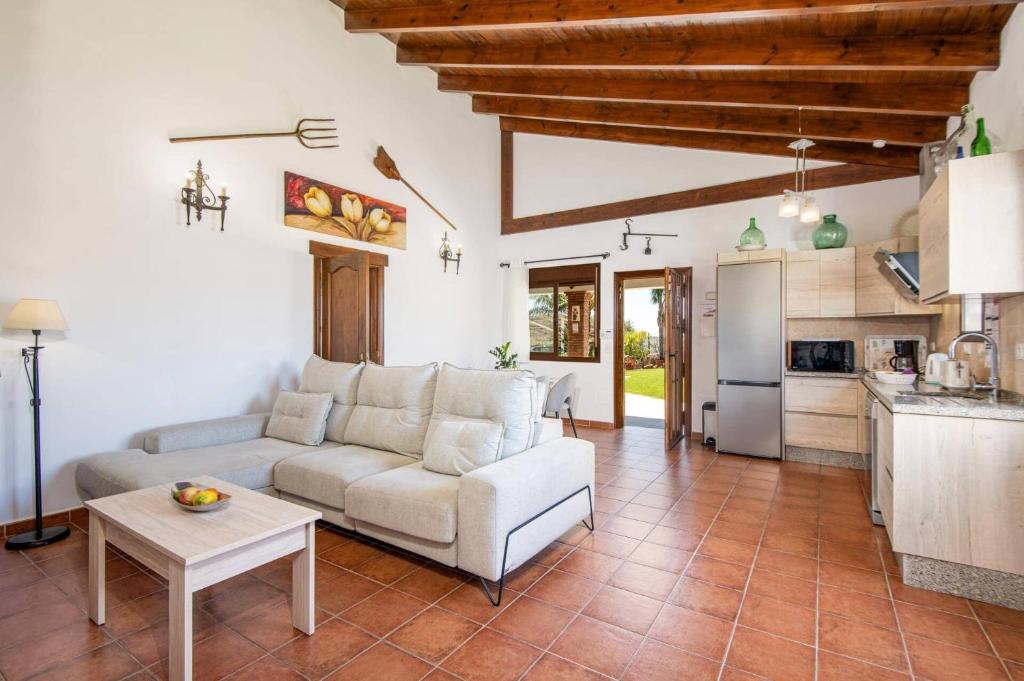 Villa Algazara by Villa Plus - 5