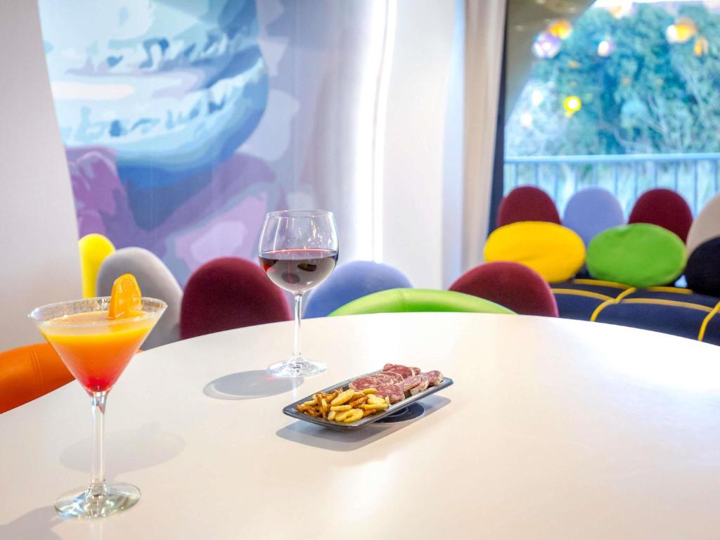 Bar/lounge