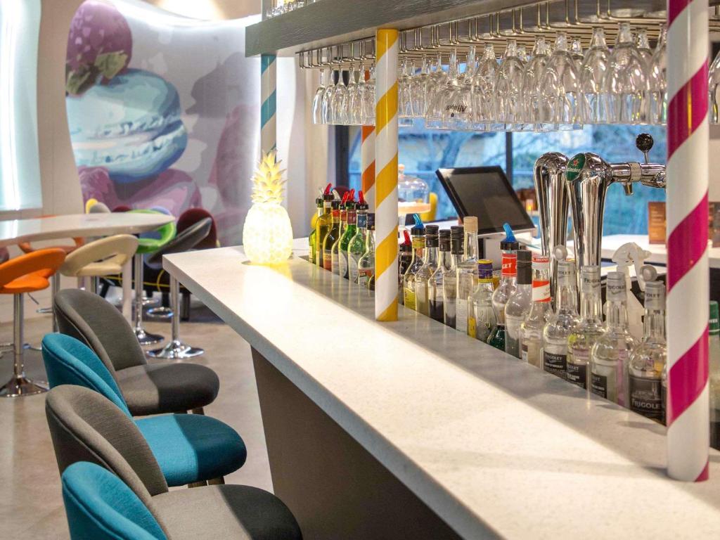Bar/lounge