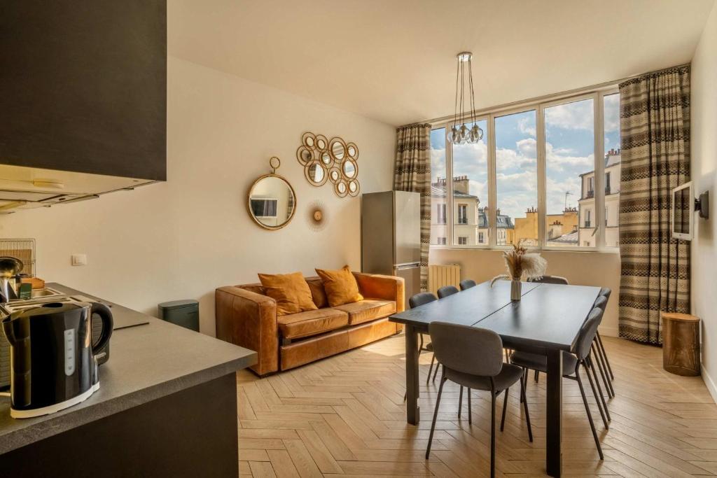 Sacré-Coeur Modern 4BD with sauna for 10 guests! - 2
