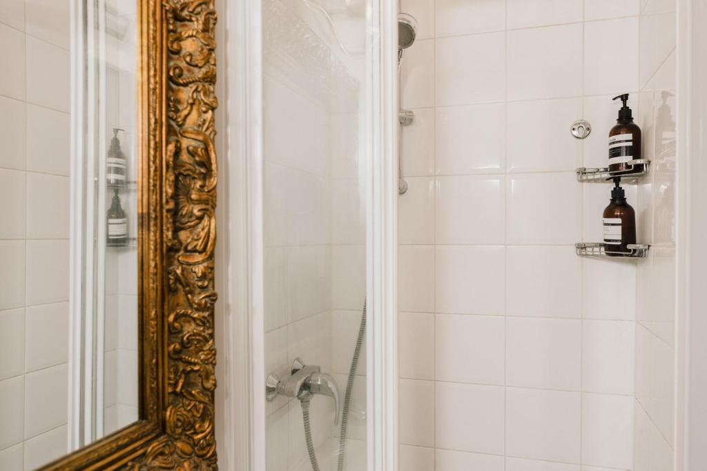Beautiful cosy flat in Saint Germain des prés - G21B - 5