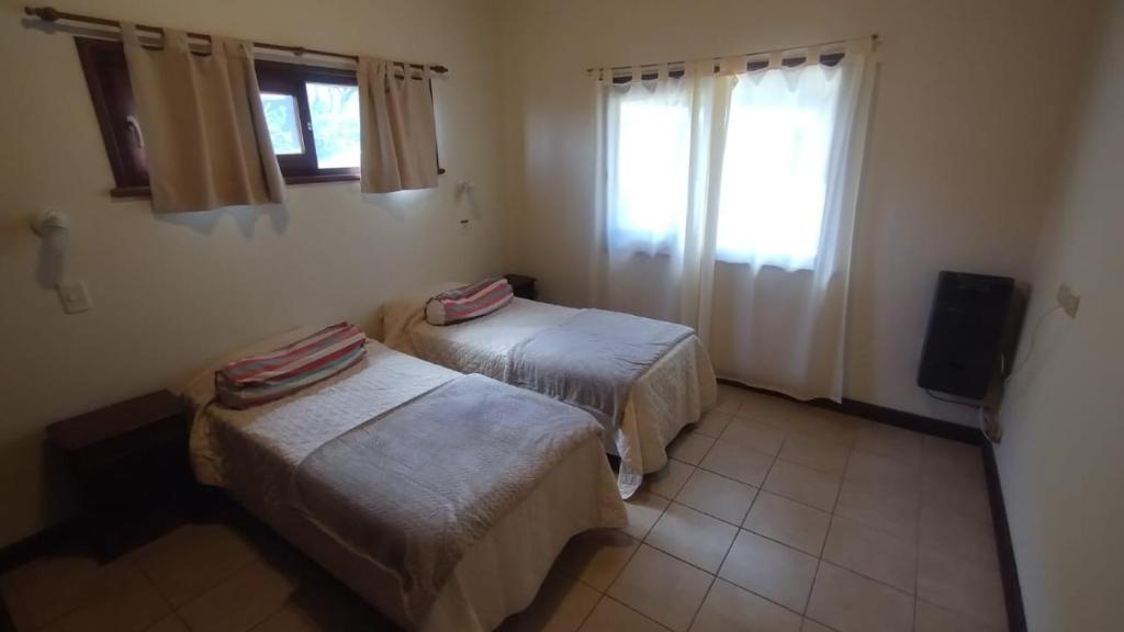Alma Toscana casona de 3 dormitorios con parrillero cubierto - 2