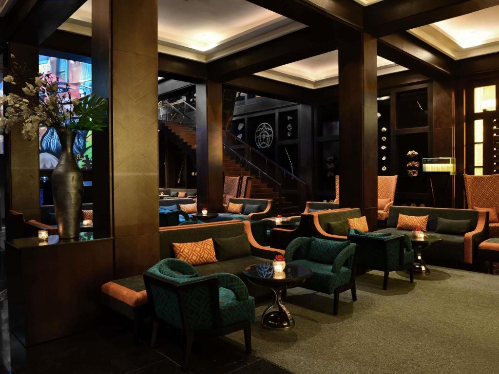 Bar/lounge