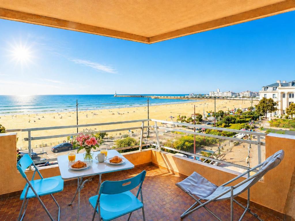 Studio face mer avec garage et proche centre ville, plage, commerces - FR-1-197-486 - 1