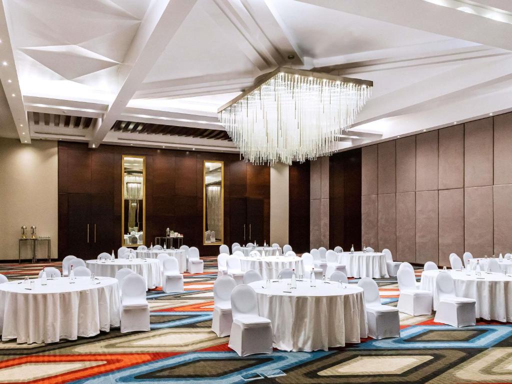 Toplantı odası / Geniş salon