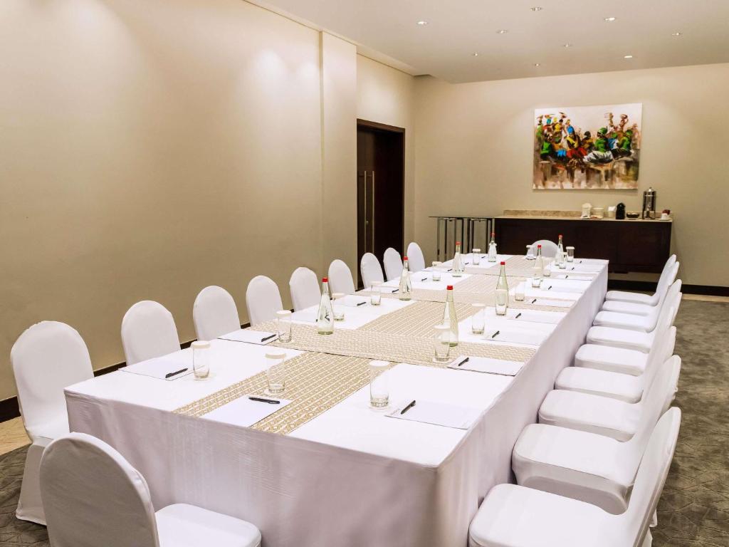 Toplantı odası / Geniş salon