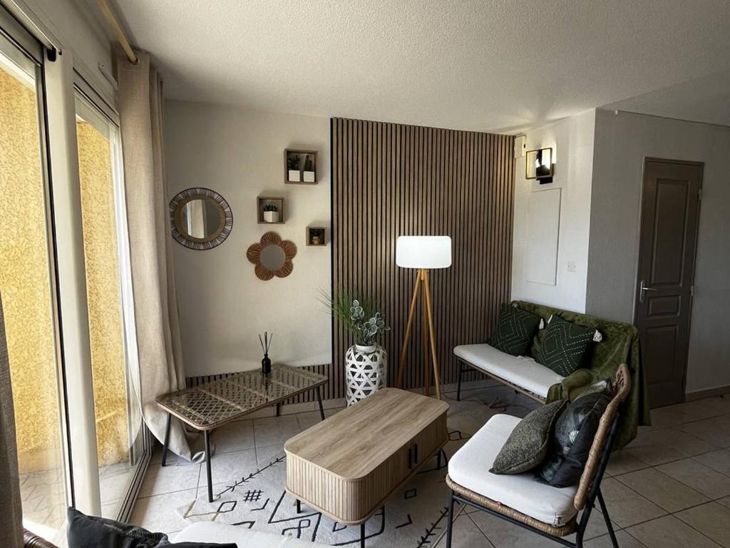 Pavillon T3 climatisé avec terrasse et parking privé à Canet-en-Roussillon - FR-1-696-91 - 2