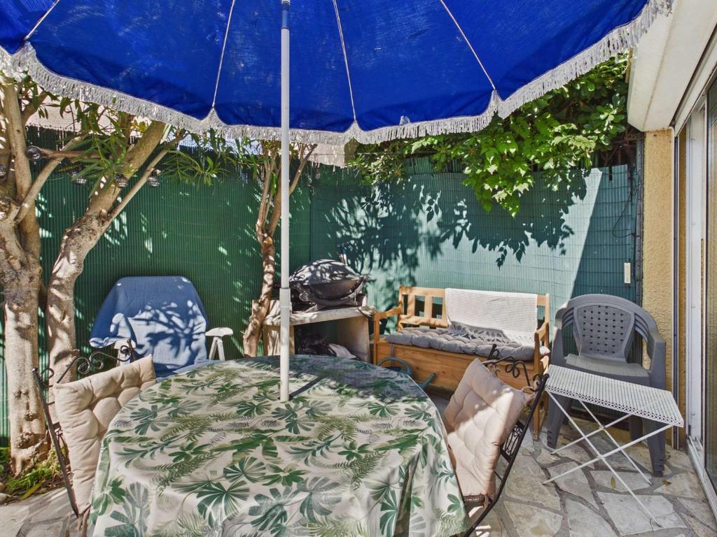Maison mitoyenne avec piscine - 4 pers. - FR-1-326-878 - 1