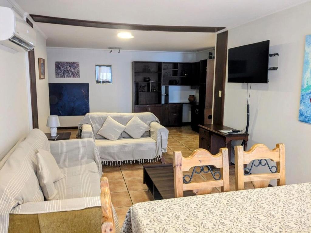 Comfortable and Accessible Equipetrol Norte Apartment - 3
