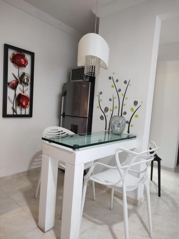 Apartaestudio zona norte Chipichape - 1